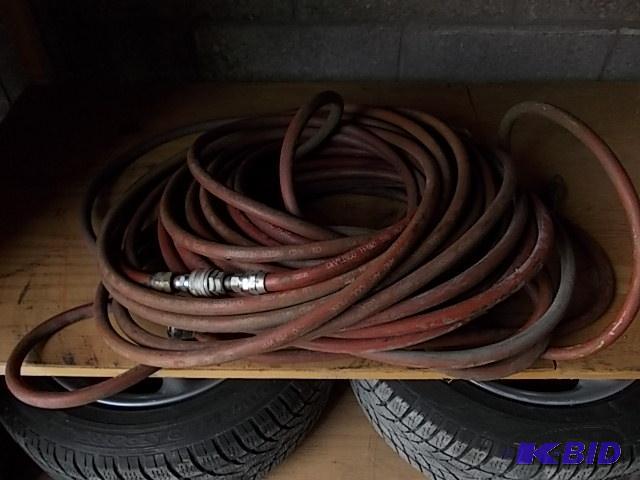 2-Large Air Hoses With Quick Connect Fittings...