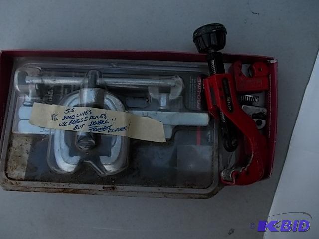 3-Craftsman Pipe Cutters, Flaring Tool Set...