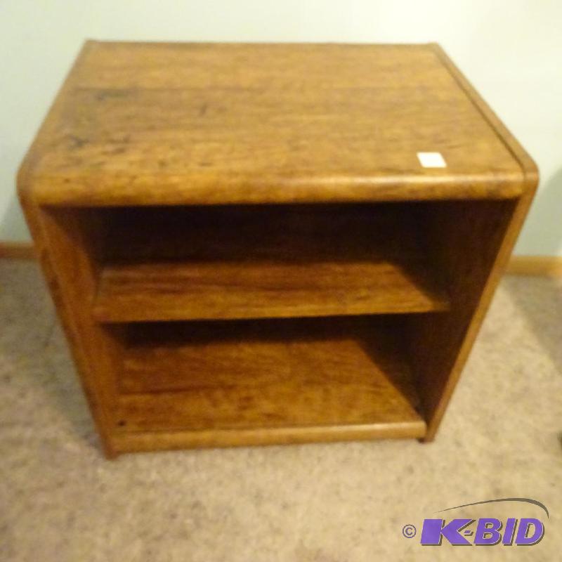 wood bookcase. 25x18x24...
