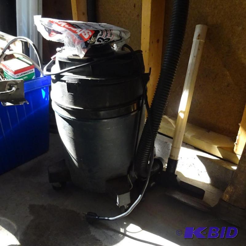 Shop vac. Wet dry vac...