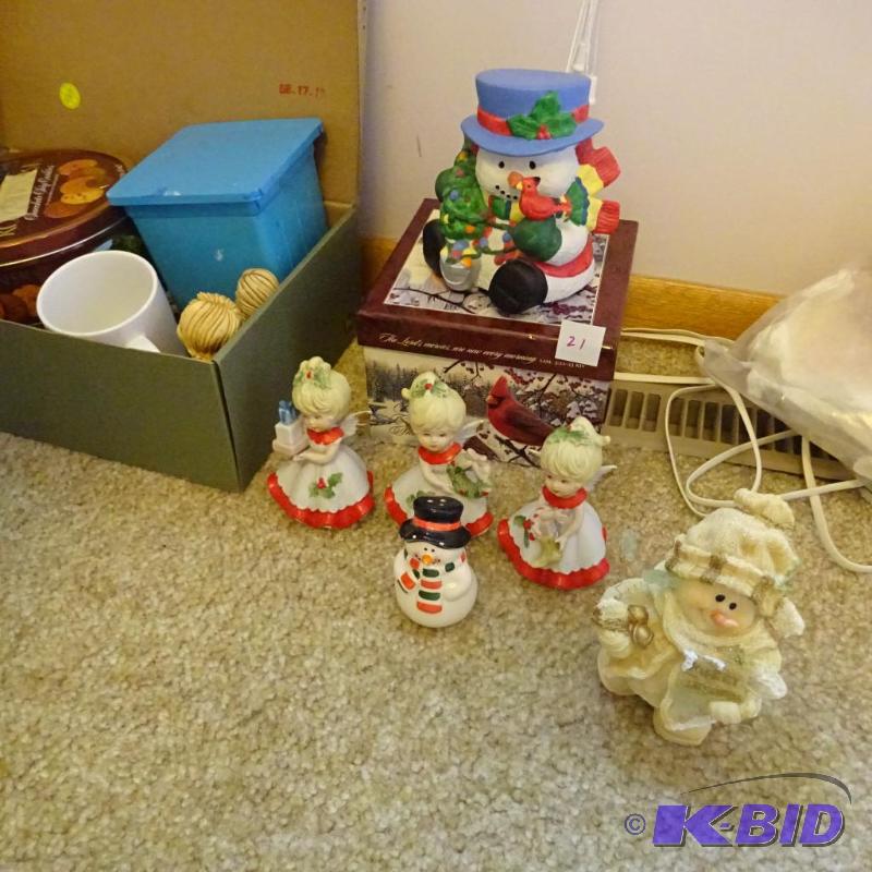 misc christmas dcor...