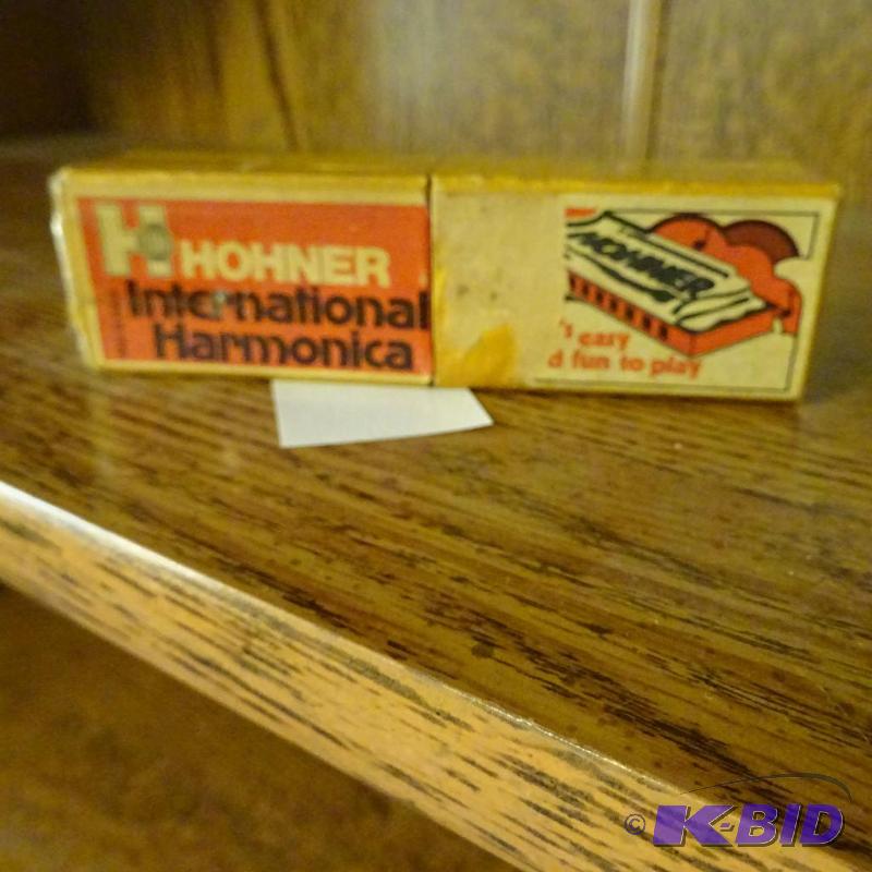hohner vintage harmonica. Nice shape...