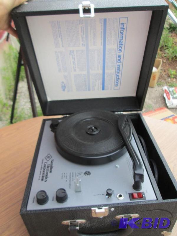 vinyl record player with case...