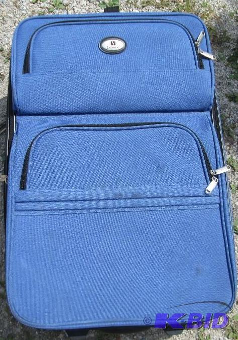 Leisure expandable dark blue suitcase...