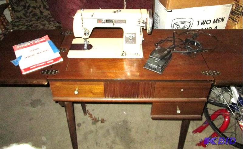montgomery wards 7 jewel zig zag antique sewi...