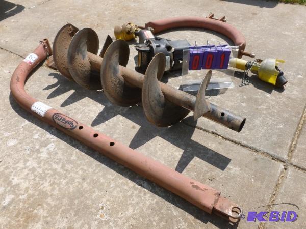 Speeco 3 point pto driven 12&quot post auger...