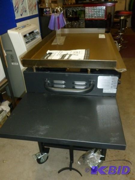 36&quot blackstone lp gas griddle. Model 155...