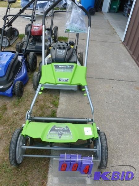 Earth wise 18&quot reel mower. Appears to be...