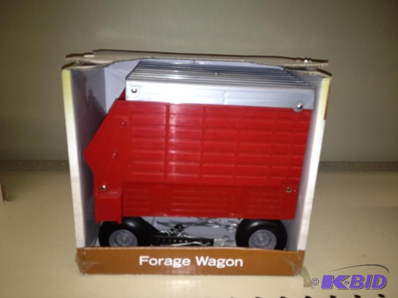 lot 111 image: ERTL Forage Wagon, NIB...