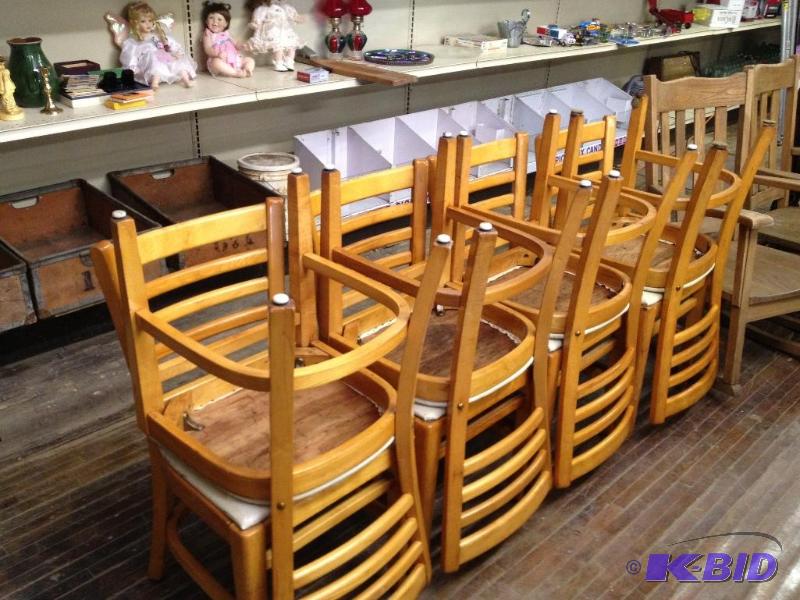 lot 140 image: Set of 8 Hardwood Chairs  Good condition, all...