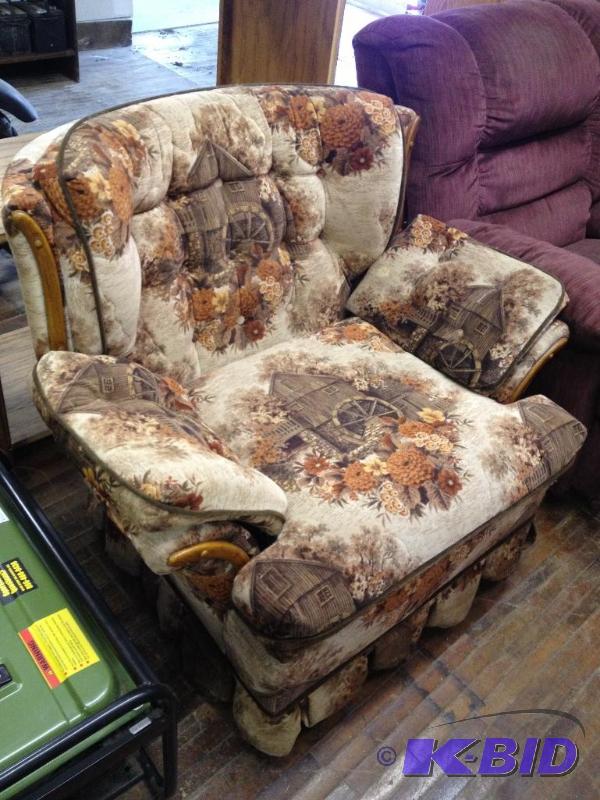 lot 142 image: Retro Homestead Scene Chair ...