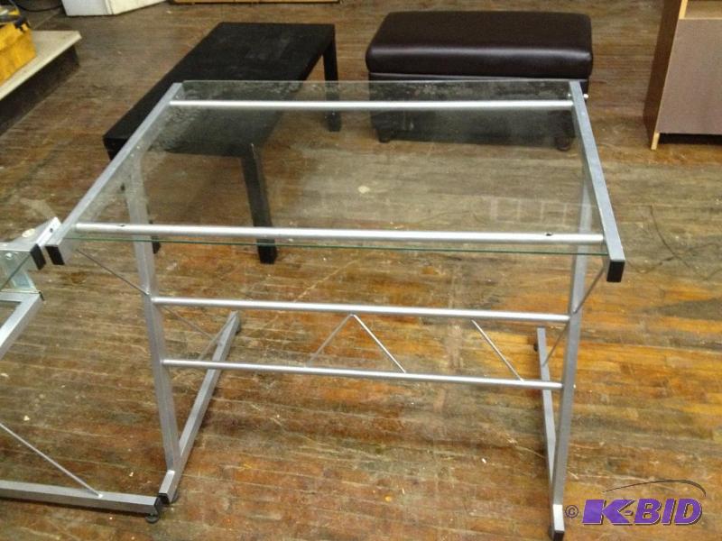 lot 145 image: Glass Top Corner Desk  Good Glass...