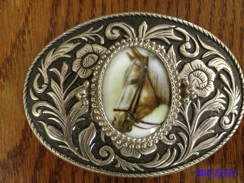 lot 158 image: Belt Buckle, Horses Head ...