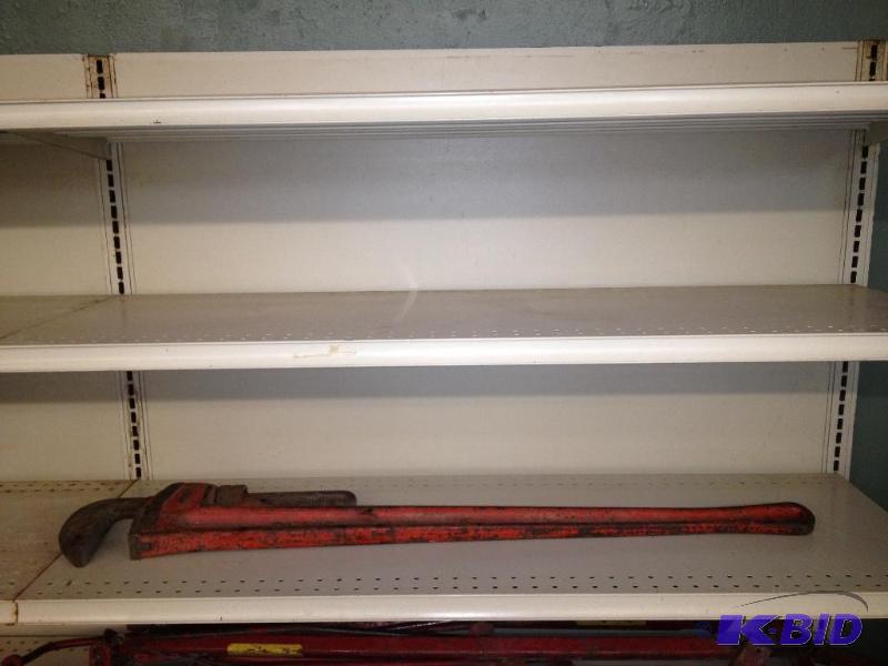 lot 16 image: 48" Rigid Pipe Wrench ...