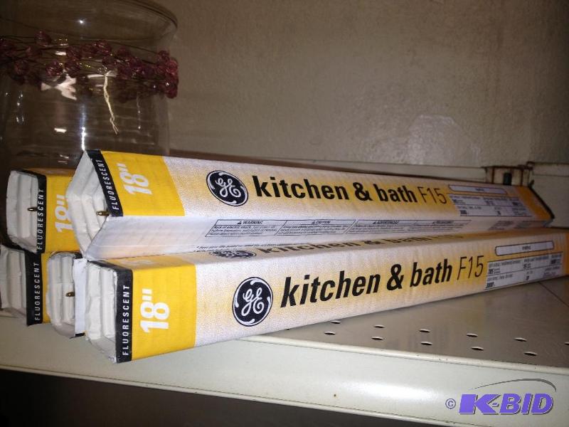 lot 29 image: 5 New Kitchen Florescent Lights ...