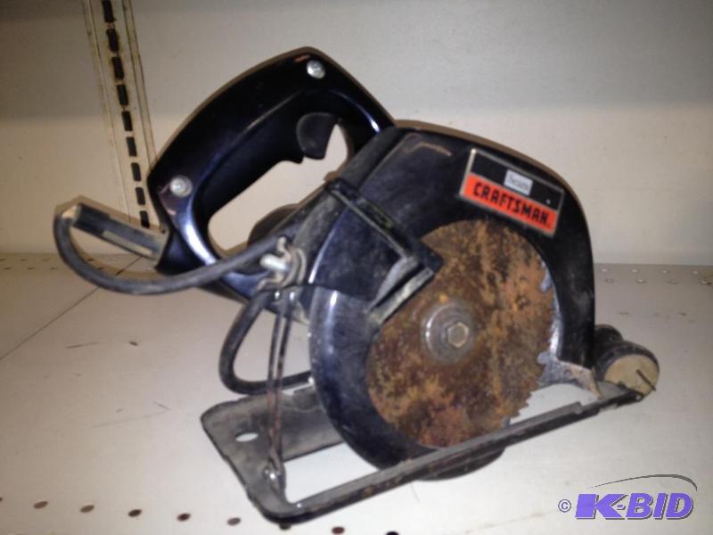 lot 49 image: Craftsman Radial Saw  Tested and works as it ...