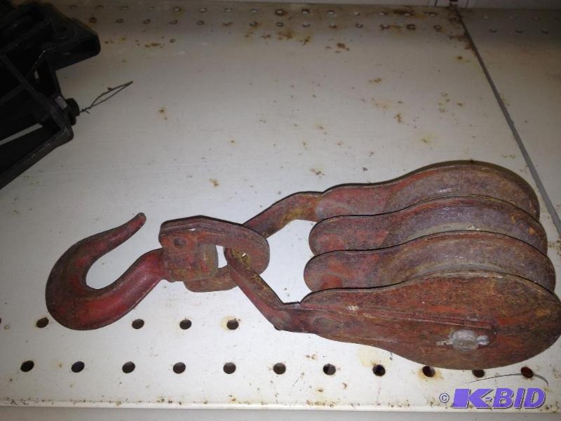 lot 56 image: Cable Pulley ...