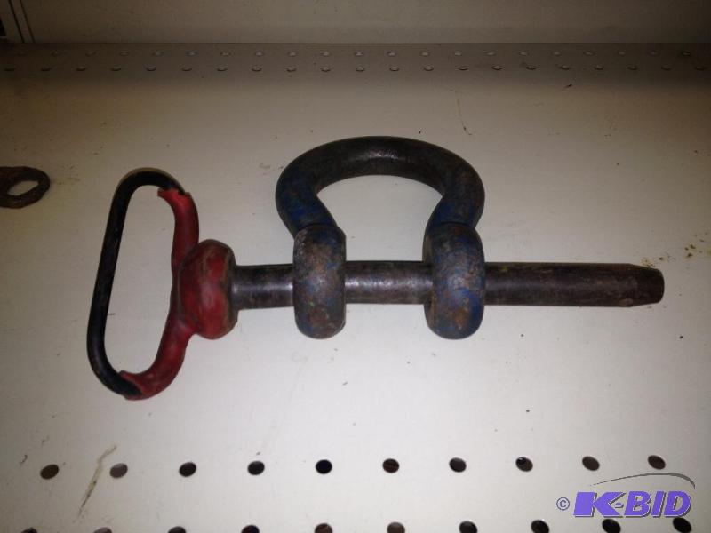 lot 58 image: Clevis Pin ...