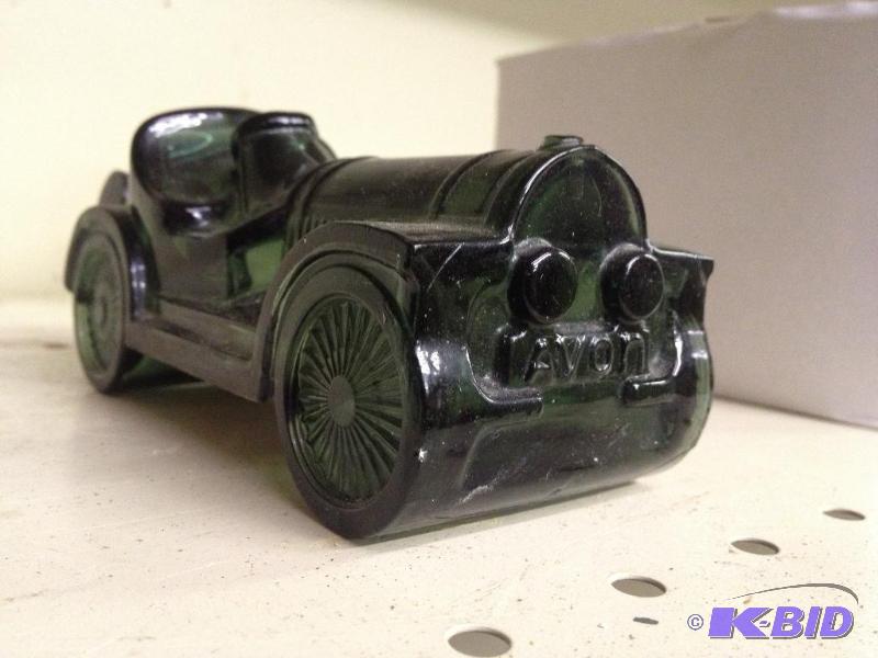 lot 71 image: Vintage AVON Mens Cologne Bottle...
