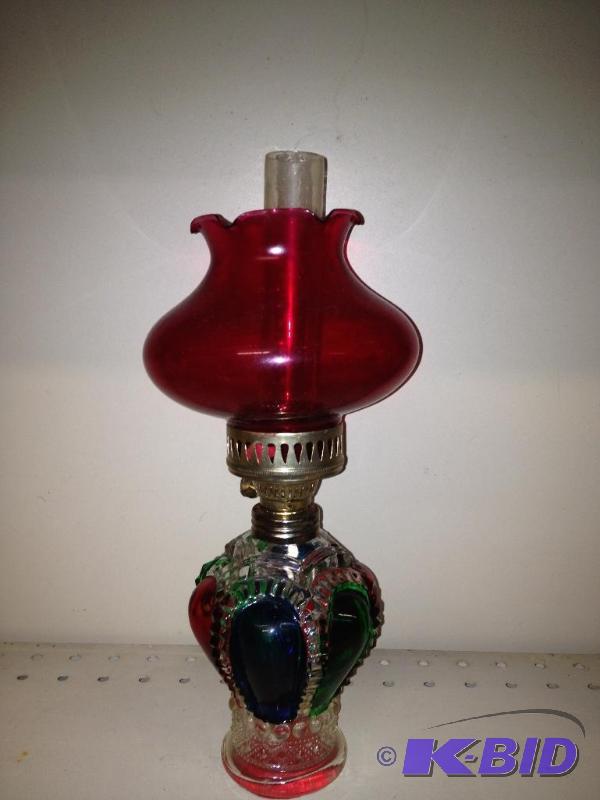 lot 88 image: Vintage Glass Oil Lamp    Hand Painted, ...