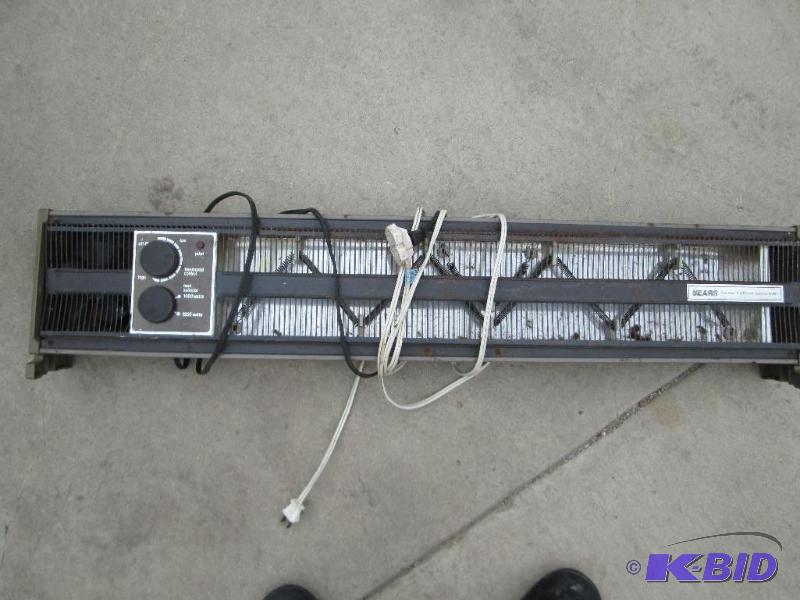 Plug in baseboard heater...