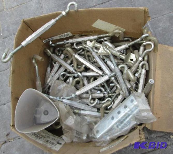Lot of wire tightners hooks...