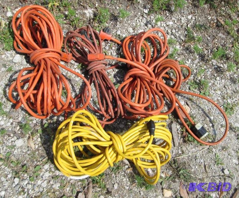 Lot of 4 extension cords...