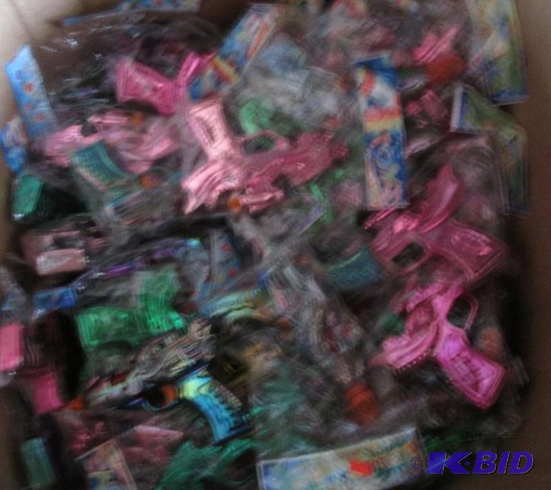 large lot of outdoor quirt guns for kids...