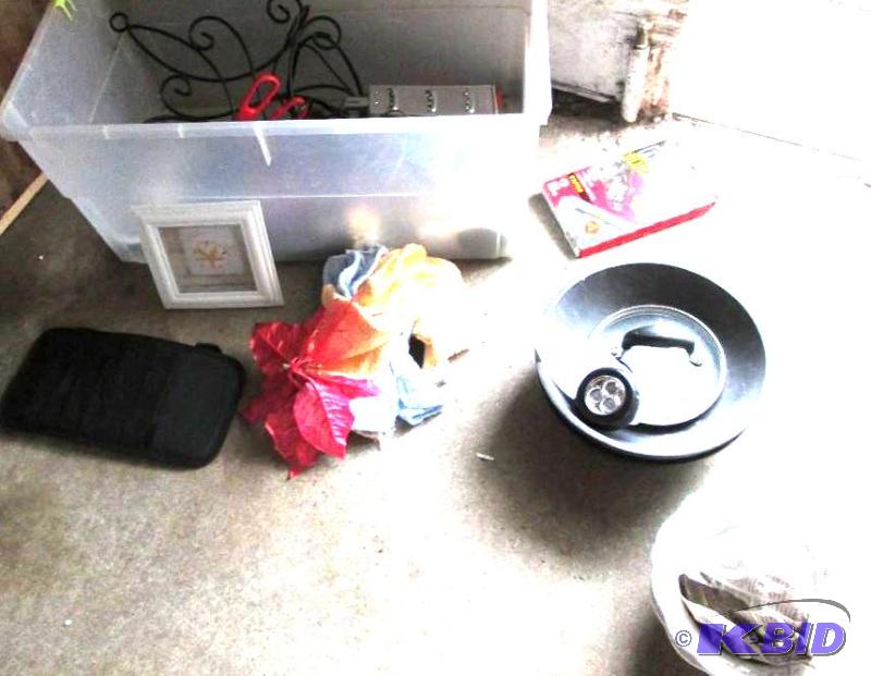 lot of mixed kitchen untencils, dcor, househo...