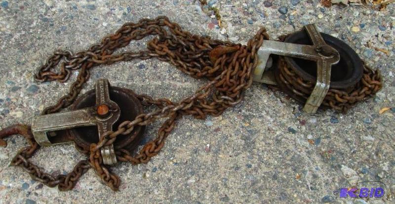 Double pulley with chain and hook, and additi...