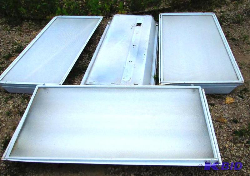 Lot of 4 2 x 4 foot lights, each has fixture ...