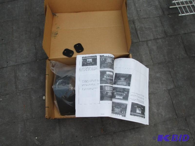 Metal mounting kit...