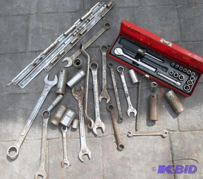 Assorted sockets, rails and wrenches...