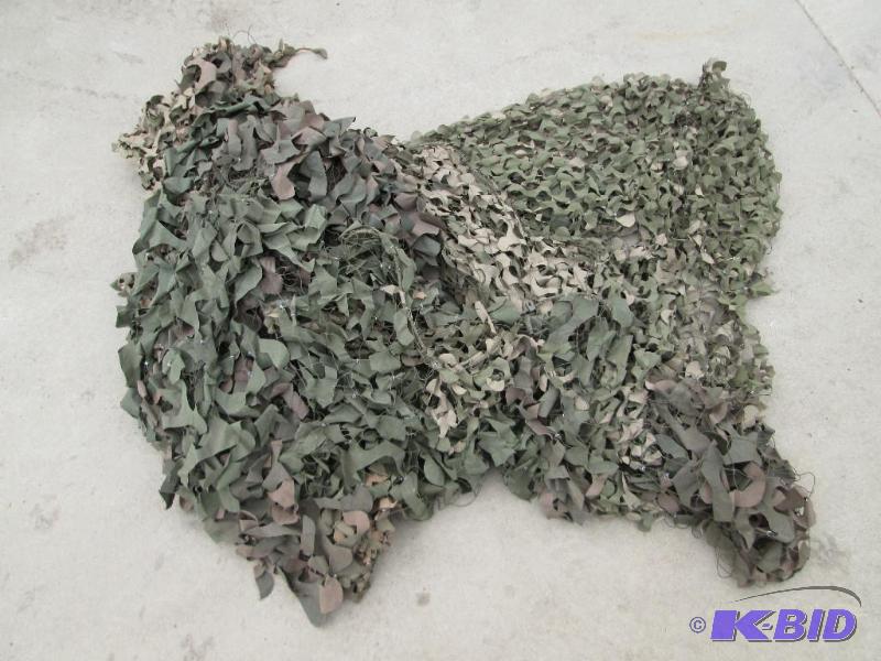 Large cammoflauge mesh for hunting...