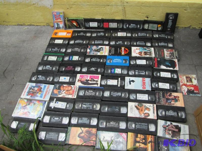 Lot of assorted VHS tapes...