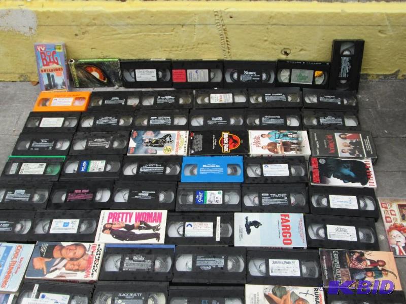 Lot of assorted VHS tapes...