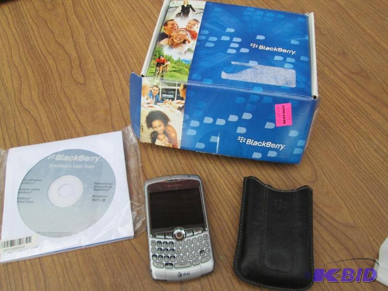 lot 147 image: Blackberry with case...