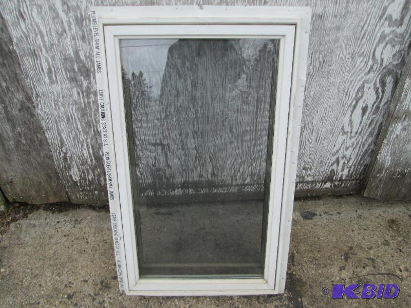 lot 179 image: 24 x 40 12 double pane left hinged window wi...
