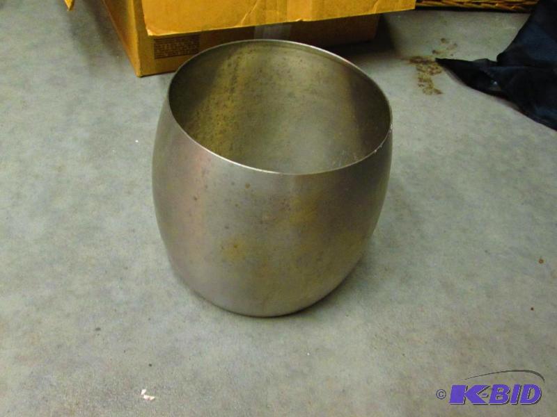 lot 223 image: large metal pot...