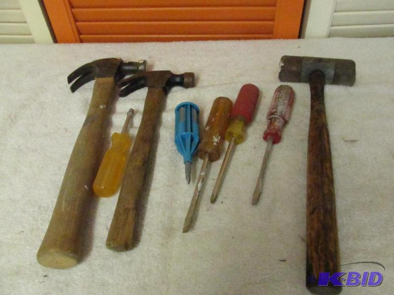 lot 114 image: A Nice Little Group of Tools