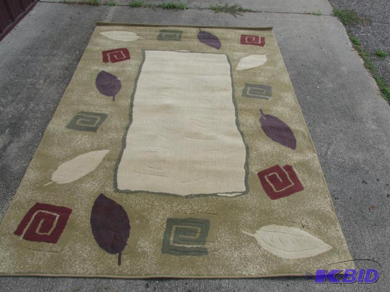lot 47 image: Nice Looking Rug