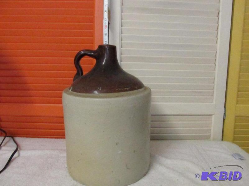 lot 49 image: Vintage Crock Jug.