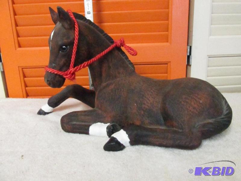 lot 60 image: Very Nice Colt.