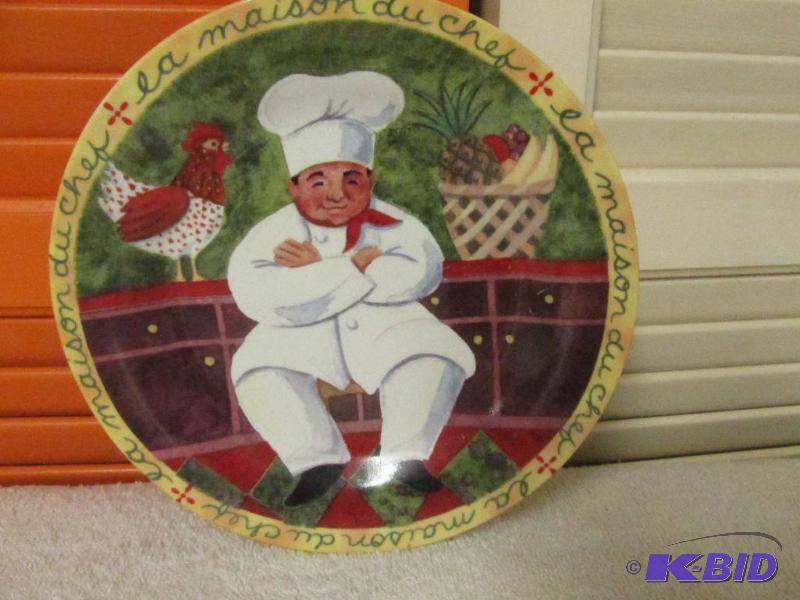 lot 76 image: Collectors Plate.