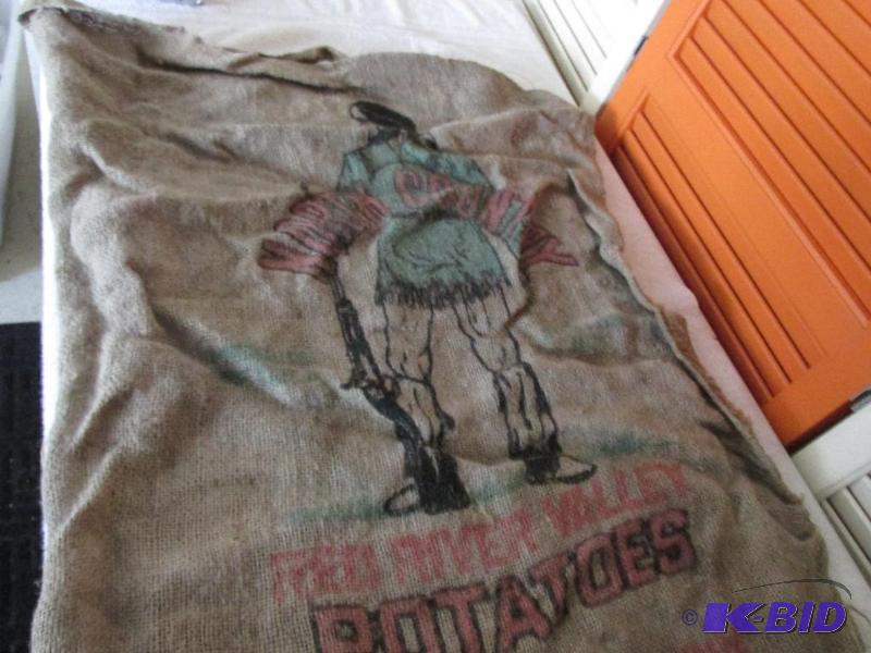 lot 8 image: Potato Sack