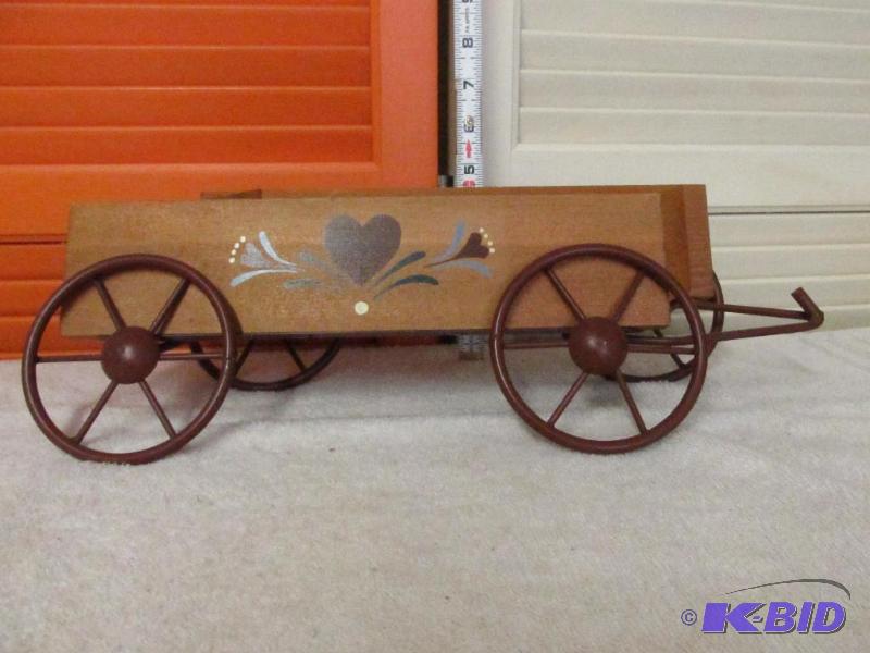 lot 97 image: Neat little Pocket Wagon.
