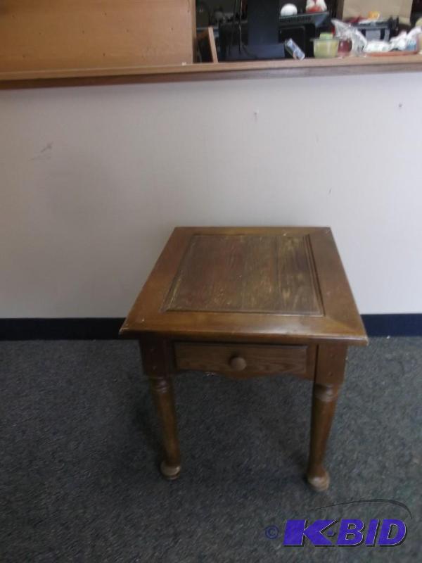 Bassett Solid Wood End Table, Marks, Wear...