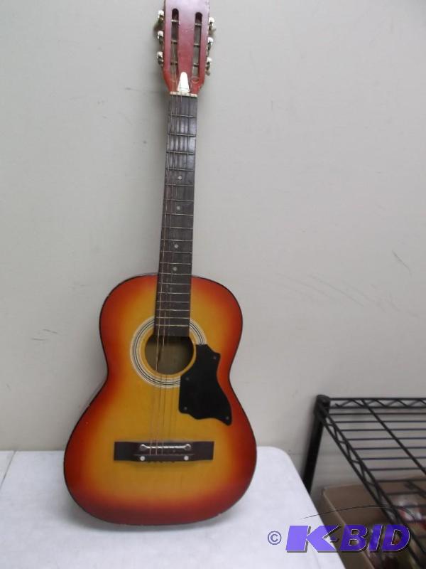 Guitar, Used, Shows Wear, No Name...