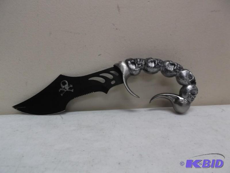 Skull Handle Knife...