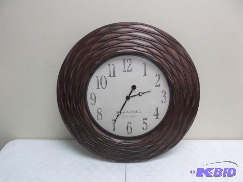 Large Wall Clock, Needs Batteries &nbsp...